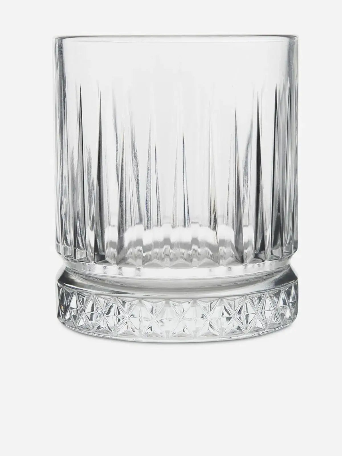 Elysia Whisky Glass with elegant design, perfect for long drinks and ideal for any occasion.